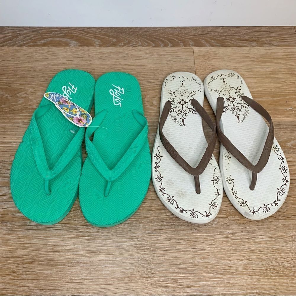 BUNDLE (2) Flojos Summer Thong Flip Flop Sandals, Size 7